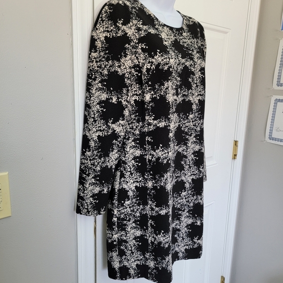 Club Monaco Black White Knit Kaisie Dress Long Sleeve Back Zip Lined Size 6 - Picture 3 of 12
